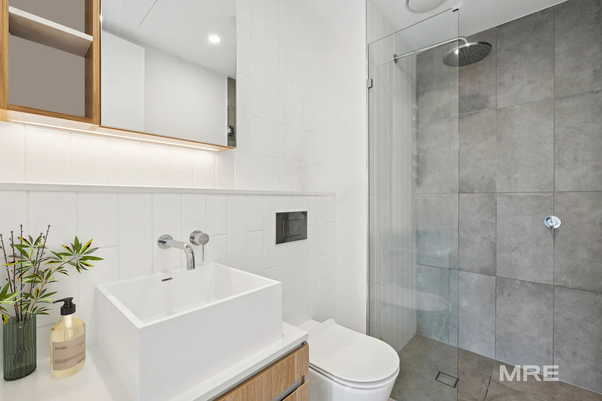 Additional image 8 of 604/51-59 Thistlethwaite Street, South Melbourne VIC 3205