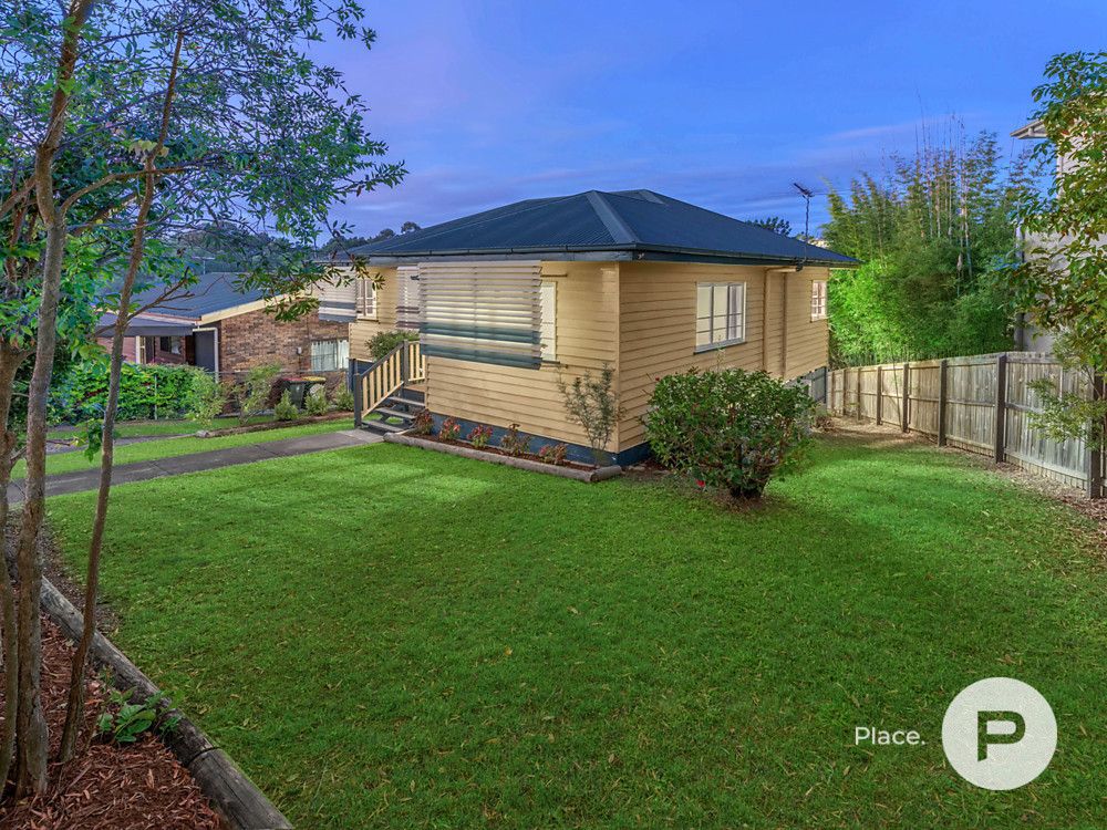 12 Hall Avenue, Norman Park QLD 4170, Image 1