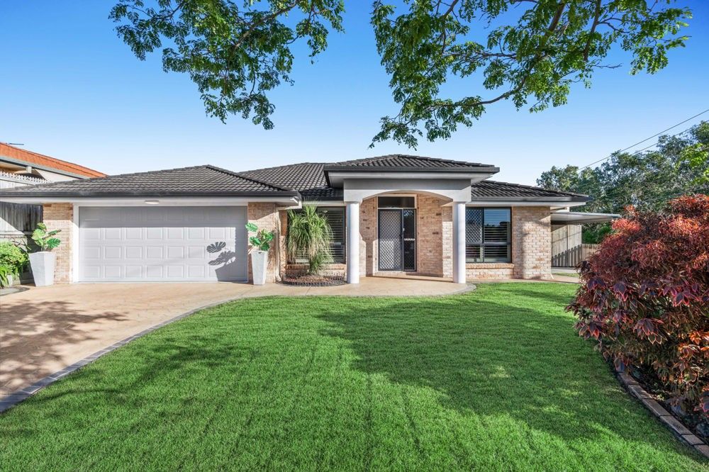 4 bedrooms House in 16 Pandorea Street WYNNUM WEST QLD, 4178