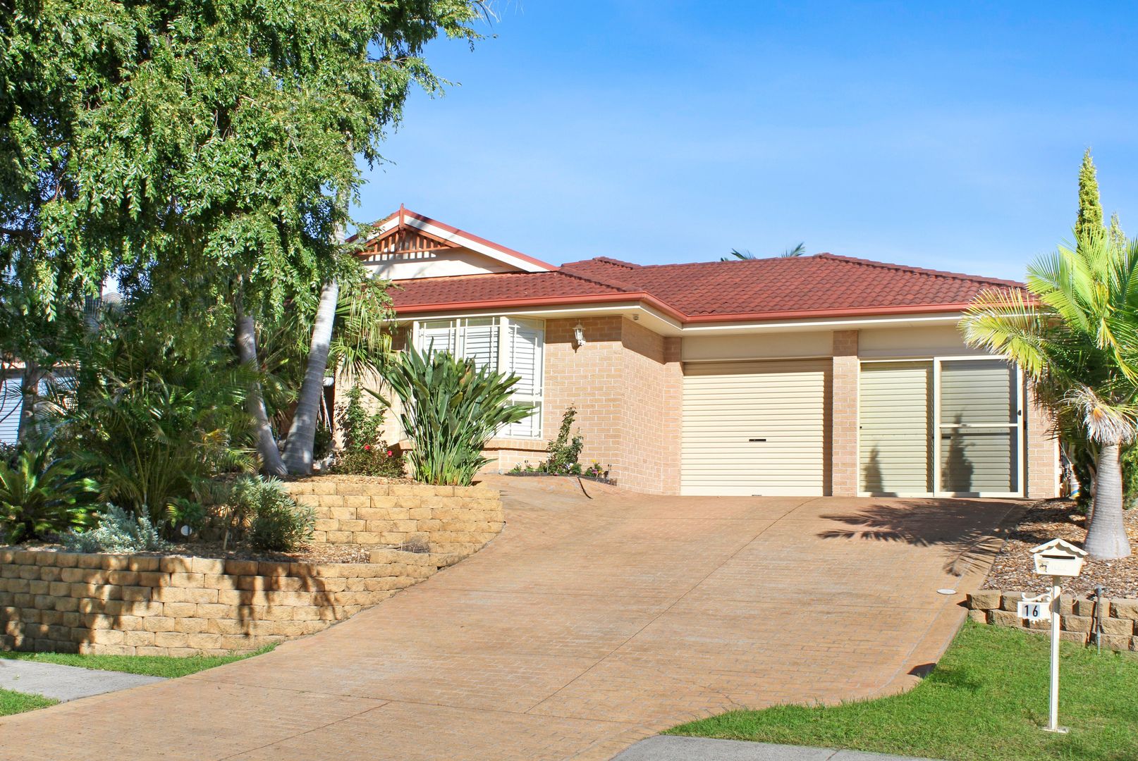 16 Armitage Avenue, Horsley NSW 2530, Image 1