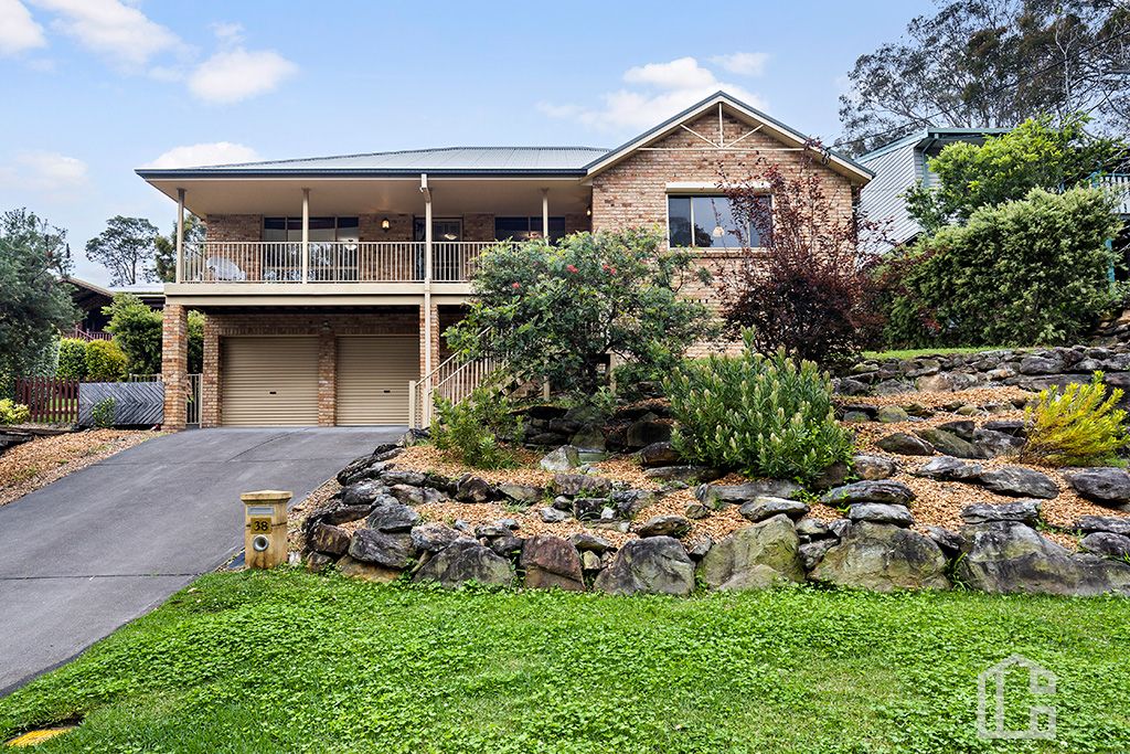 38 Roberts Parade, Hawkesbury Heights NSW 2777, Image 0