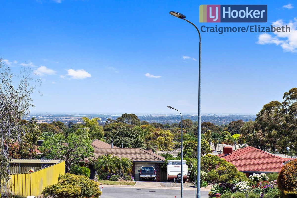 10 Normanton Court, Craigmore SA 5114, Image 2