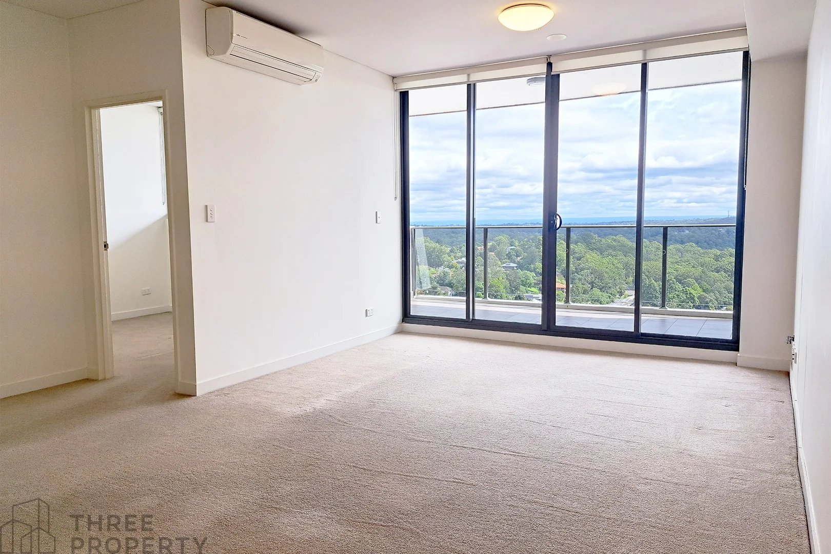1209/135 Pacific Highway, Hornsby NSW 2077