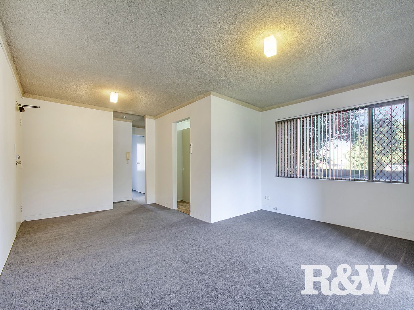 1/37-41 Saddington Street, St Marys NSW 2760, Image 2