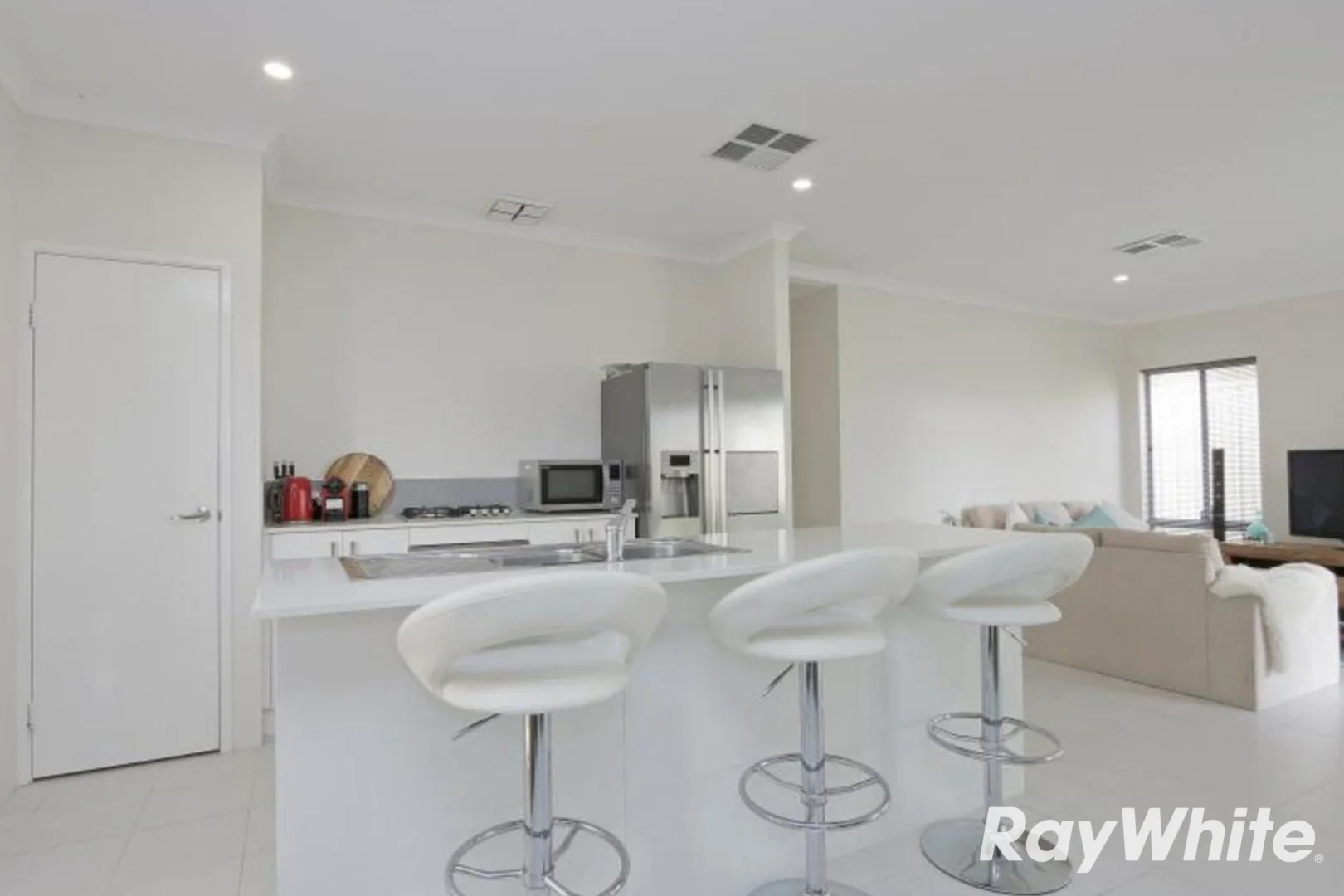 Additional image 3 of 21 Payanna Grange, Lakelands WA 6180