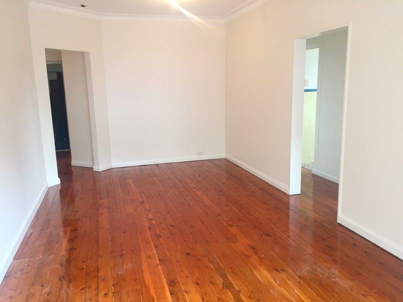 2 bedrooms Apartment / Unit / Flat in 10/1 Plumer Road ROSE BAY NSW, 2029
