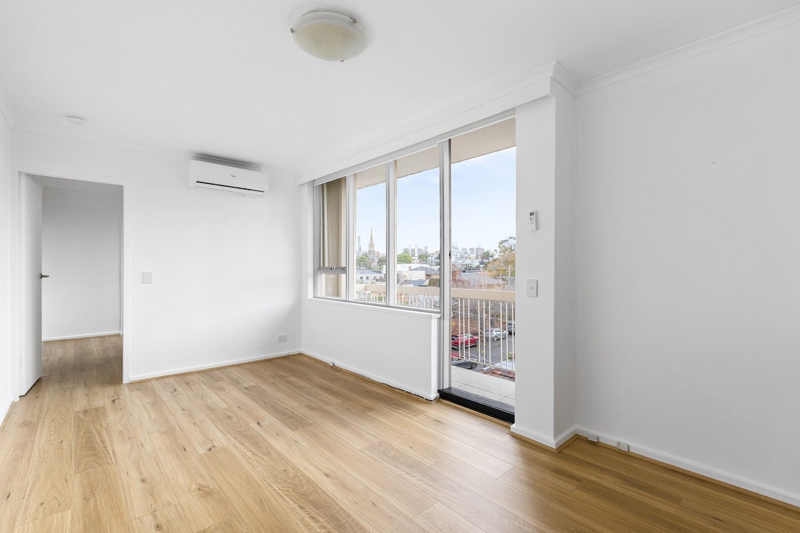 1 bedrooms Apartment / Unit / Flat in 9/4 Powell Street SOUTH YARRA VIC, 3141