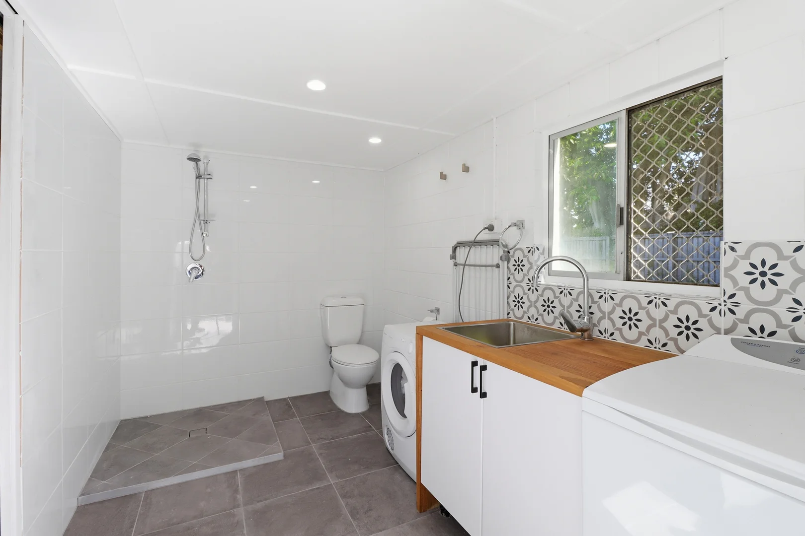 Additional image 10 of 62 Lows Drive, Pacific Paradise QLD 4564