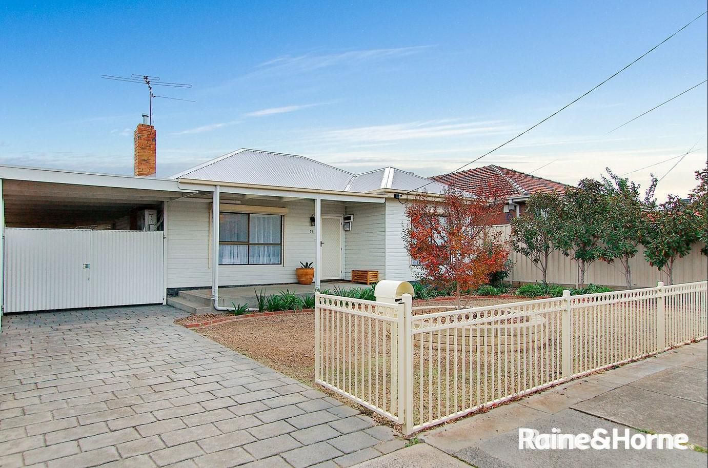 39 Davies Street, Hadfield VIC 3046