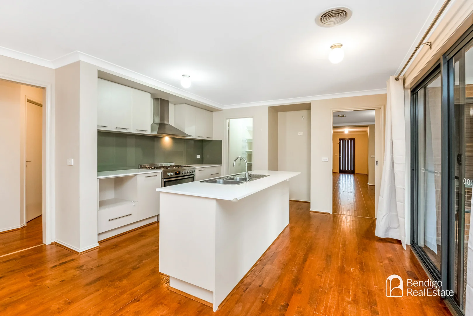 Additional image 2 of 15 Botheras Court, Epsom VIC 3551