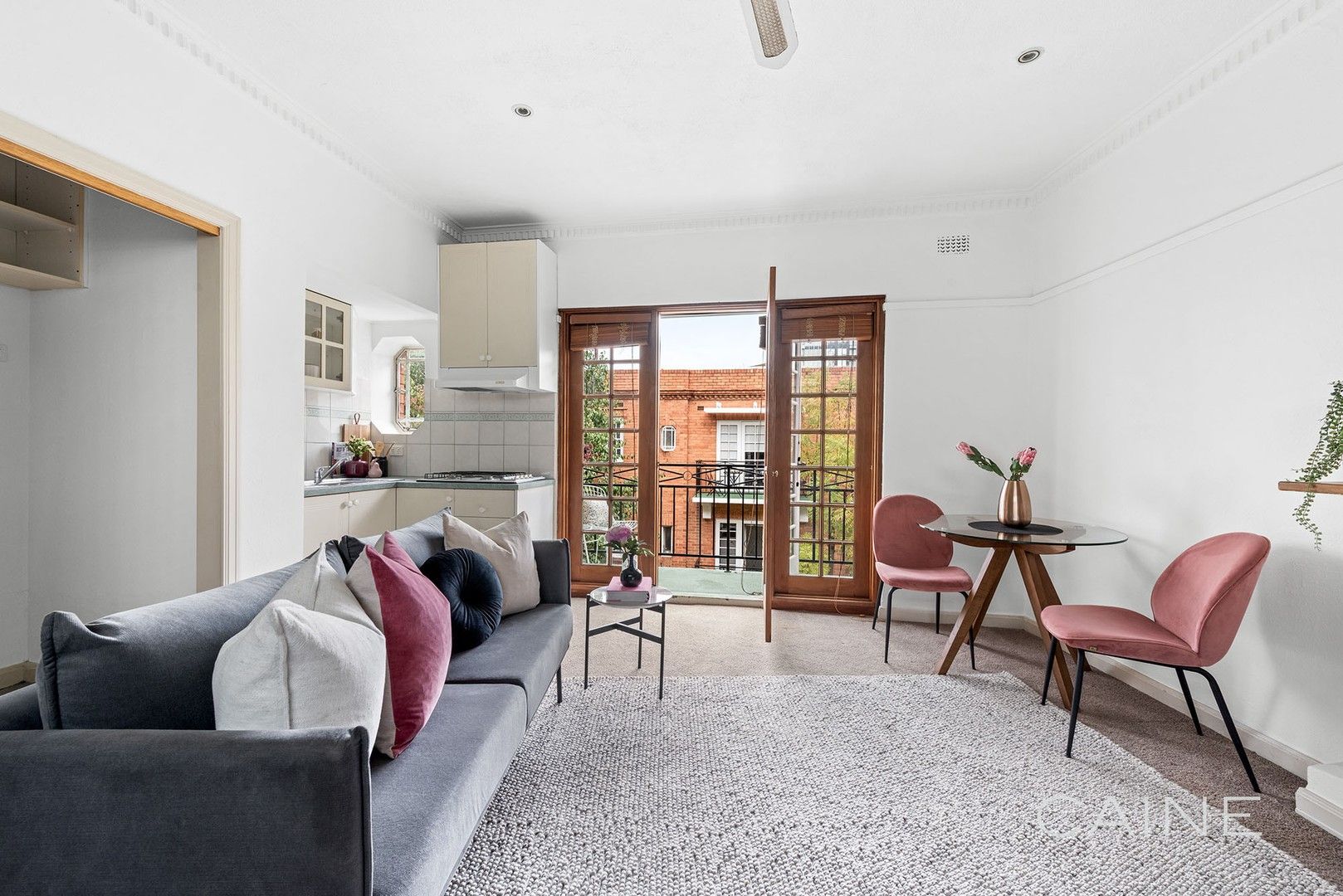 1 bedrooms Apartment / Unit / Flat in 22/53 Powlett Street EAST MELBOURNE VIC, 3002