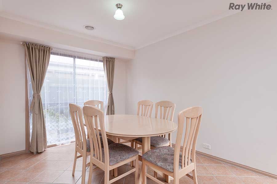 24 Longhurst Crescent, Hillside VIC 3037 House For Rent 450 Domain