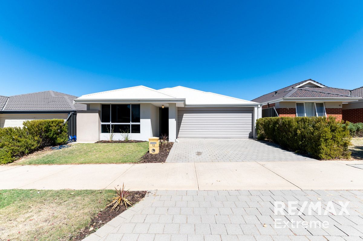 12 Snugglepot Street, Banksia Grove WA 6031, Image 1