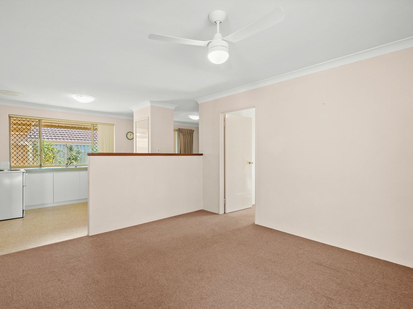 7/22 Brackley Road, Armadale WA 6112, Image 2