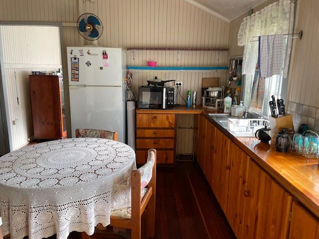 55 Cypress Street, Torquay QLD 4655, Image 2