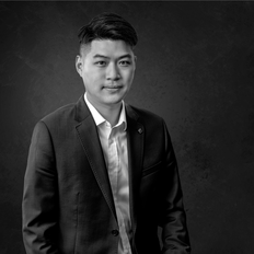 Tony (Shik) Tse, Sales representative