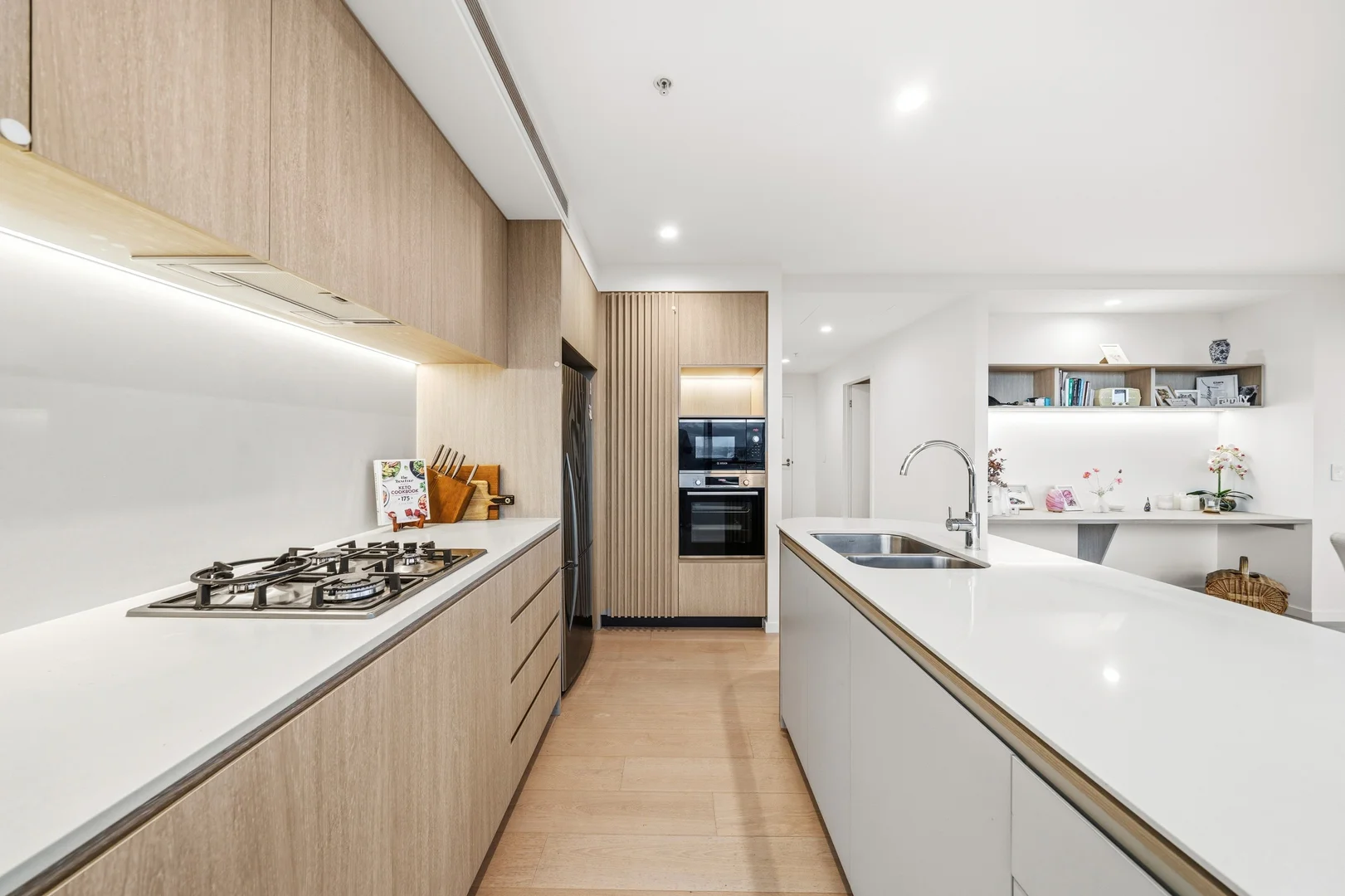 Additional image 13 of 1907/180 Marine Parade, Labrador QLD 4215