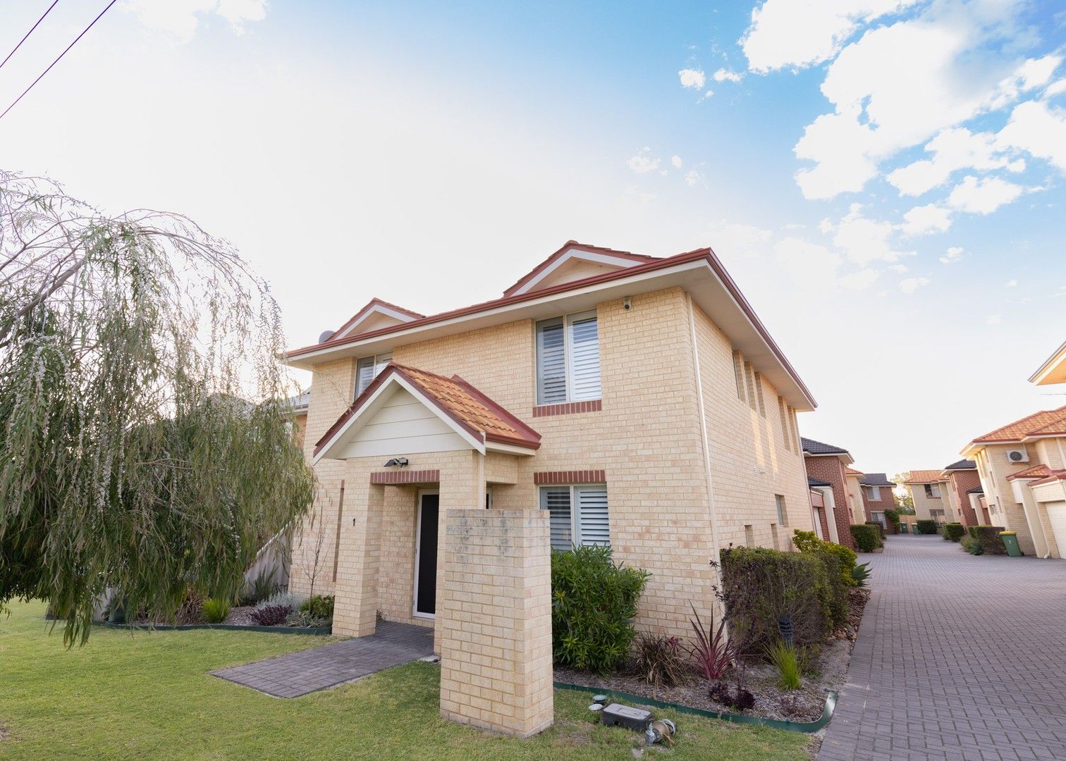3 bedrooms Townhouse in 1/17 Sydenham Street RIVERVALE WA, 6103