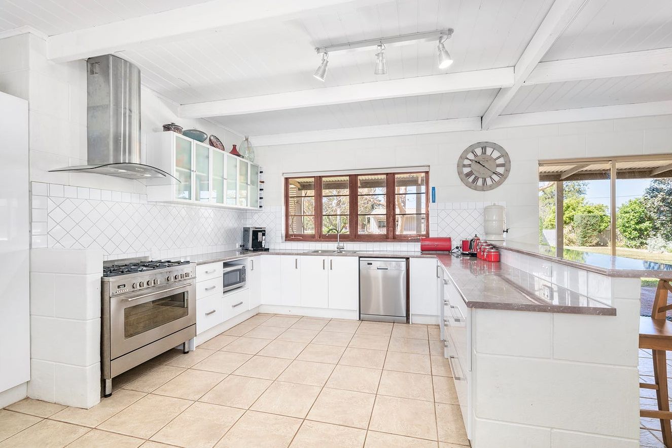 4 bedrooms House in 7 Wellington Road WOORREE WA, 6530