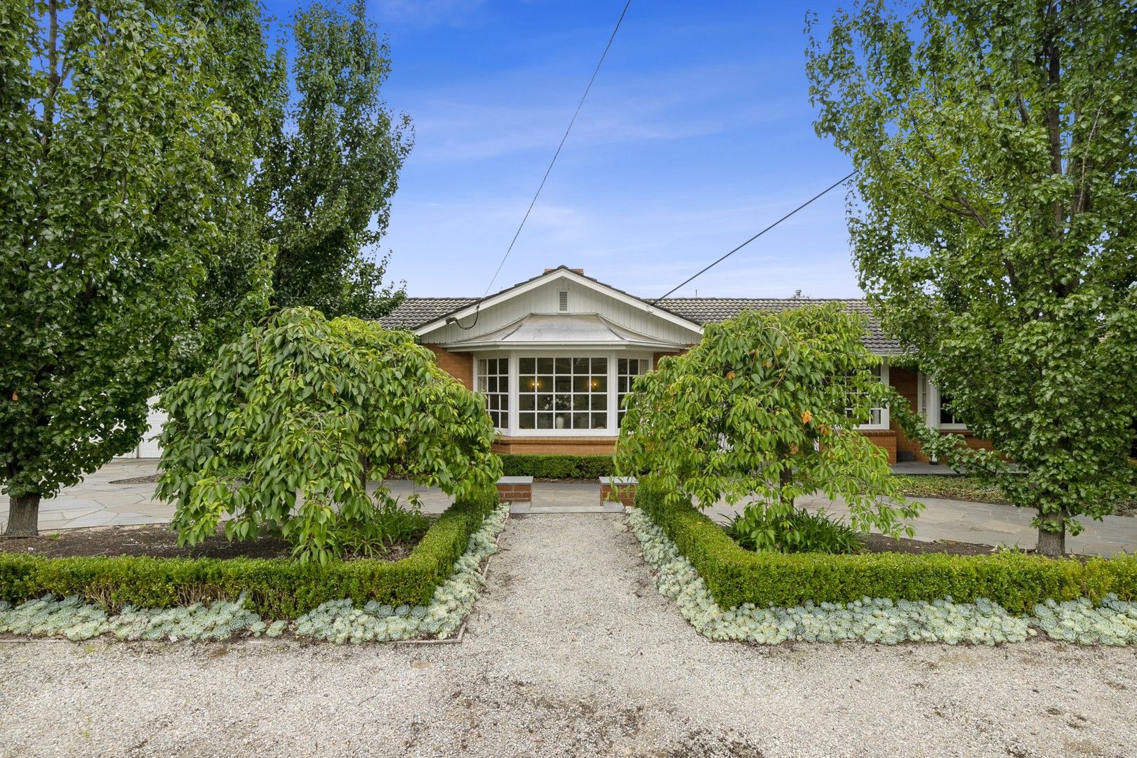 4 bedrooms House in 240 Roslyn Rd HIGHTON VIC, 3216