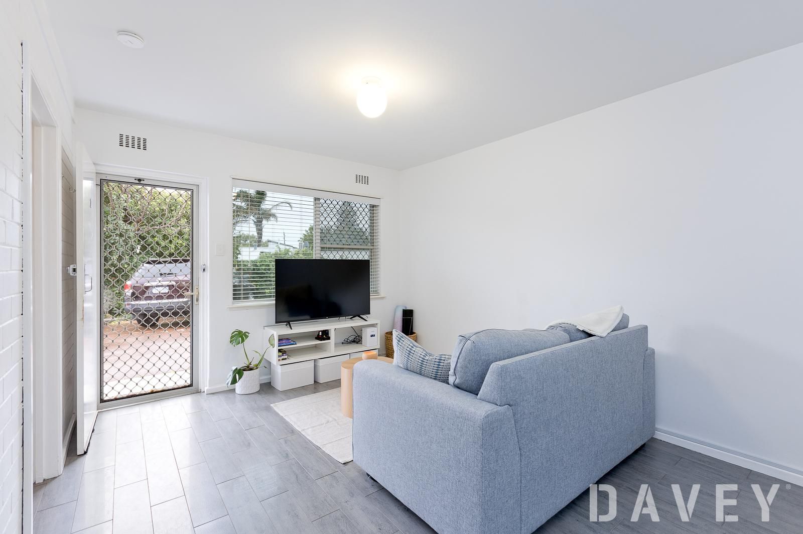 2/39 Scarborough Beach Road, Scarborough WA 6019, Image 1