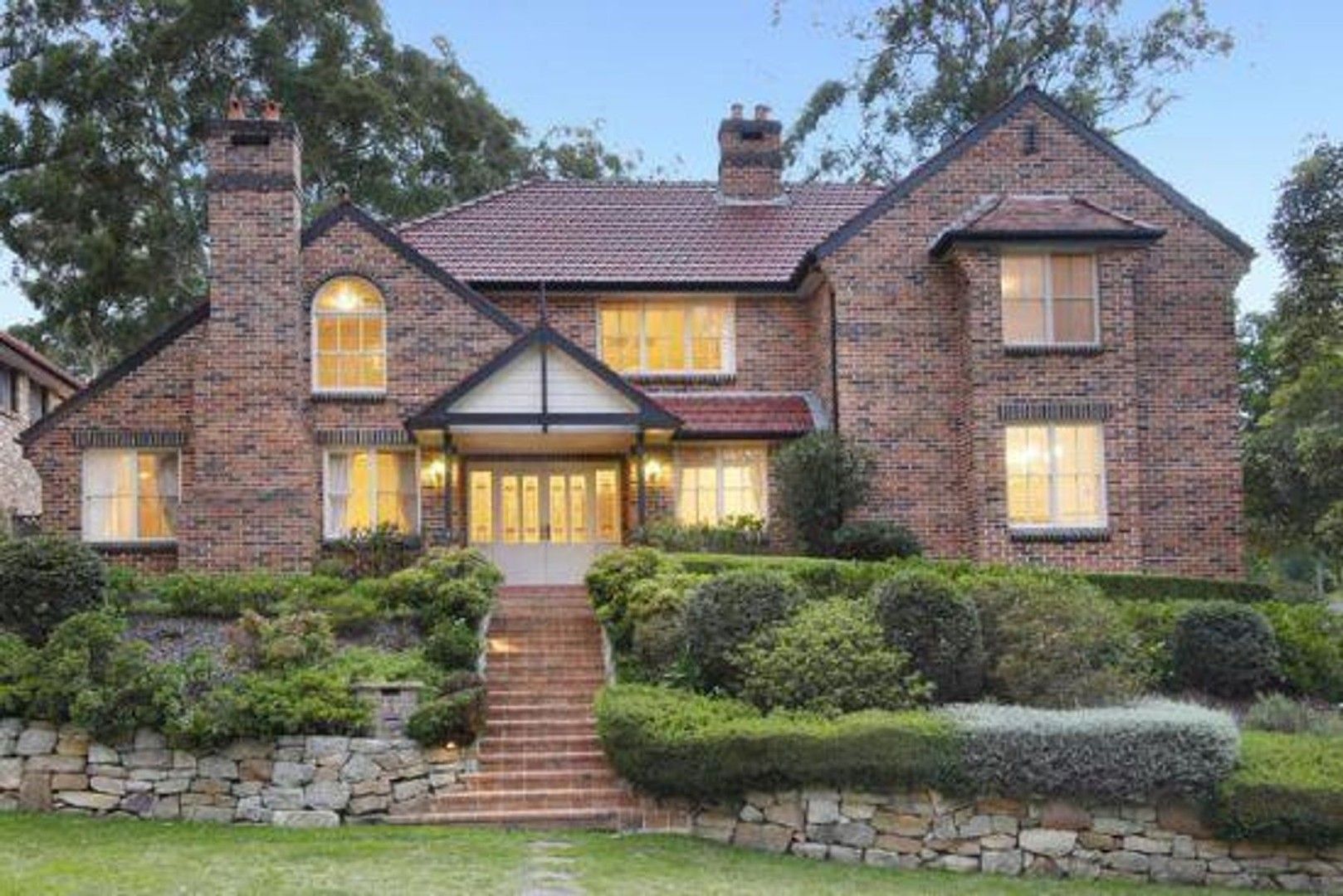 5 bedrooms House in 1 Corella Court WEST PENNANT HILLS NSW, 2125