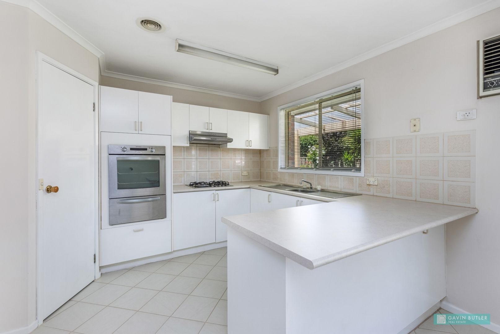 4 Harley Mews, Strathdale VIC 3550, Image 2