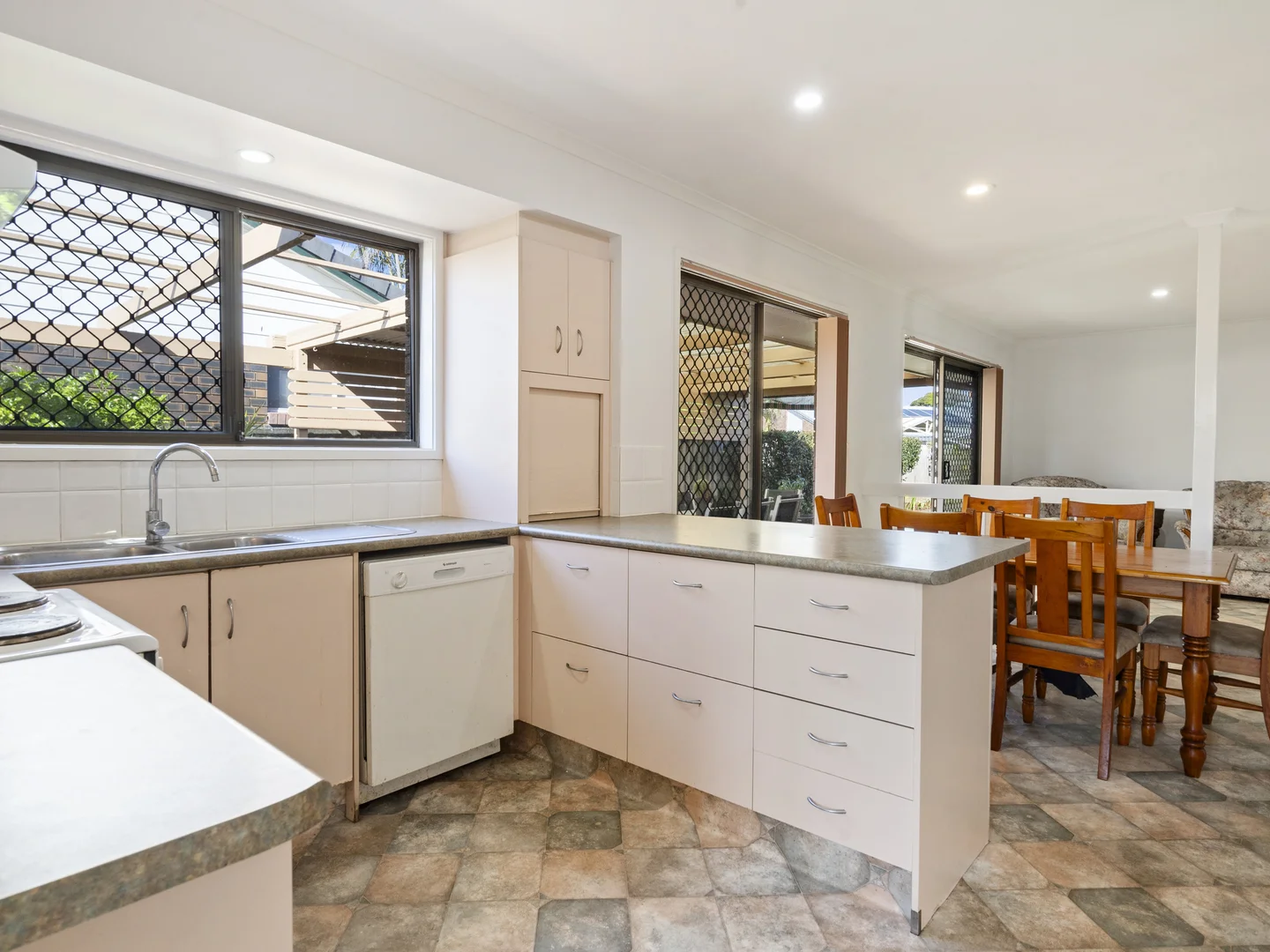 Additional image 11 of 2 Ti Tree Avenue, Bogangar NSW 2488