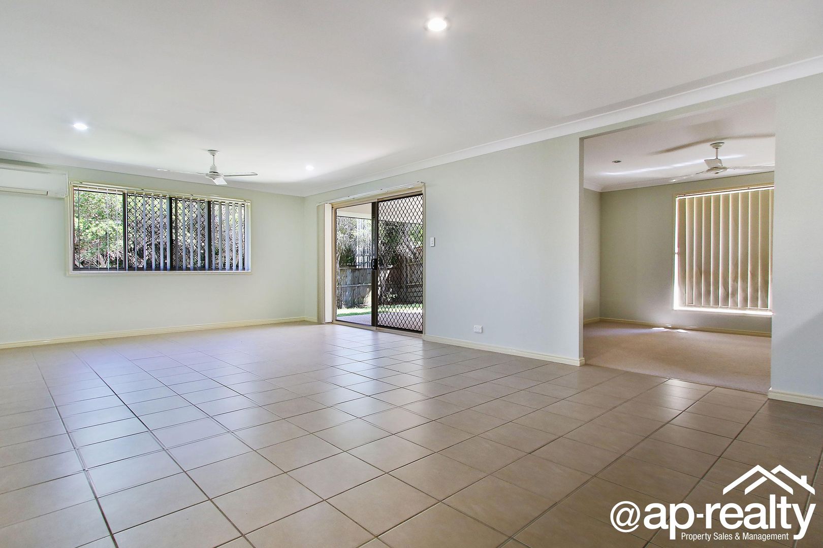 15 Cobourg Street, Forest Lake QLD 4078 House For Rent 580 Domain