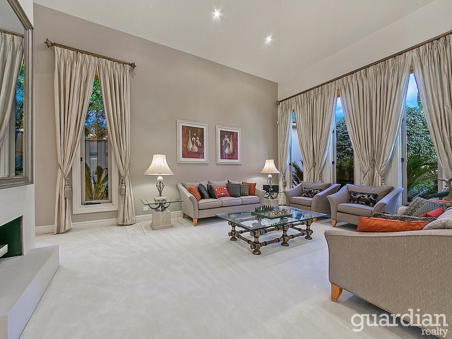 17 Brae Place, Castle Hill NSW 2154, Image 2