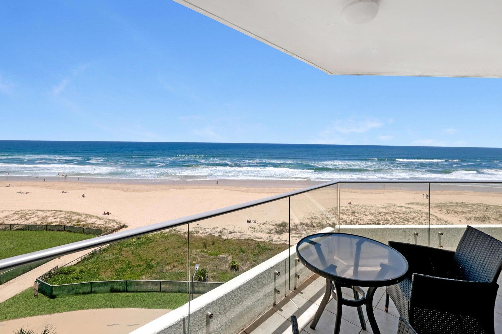 2 bedrooms Apartment / Unit / Flat in 10/25 Northcliffe Terrace SURFERS PARADISE QLD, 4217