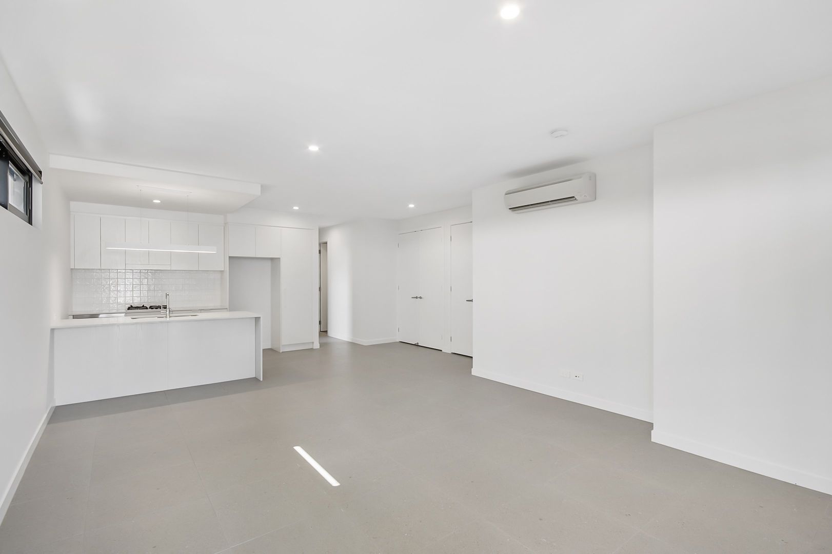 304/31 Mascar St, Upper Mount Gravatt QLD 4122 Apartment For Rent