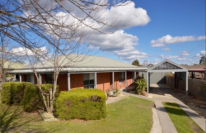 6 Jenkins Drive, Sebastopol VIC 3356