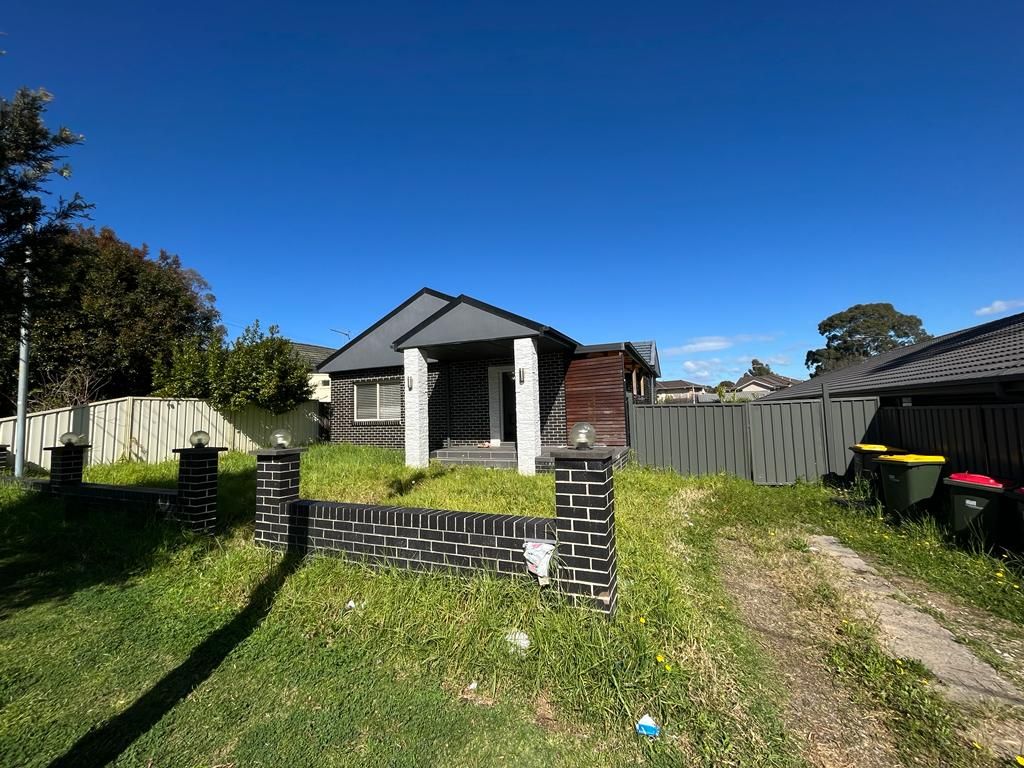 3 bedrooms House in 31 Roslyn Street LIVERPOOL NSW, 2170