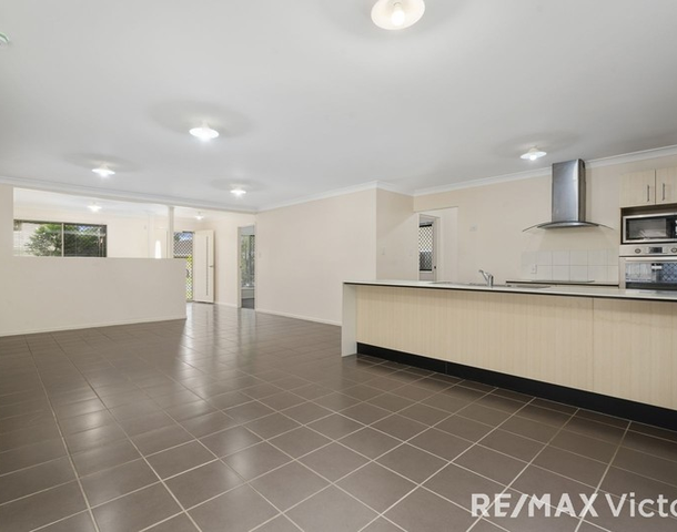 9/51 Silkyoak Drive, Morayfield QLD 4506