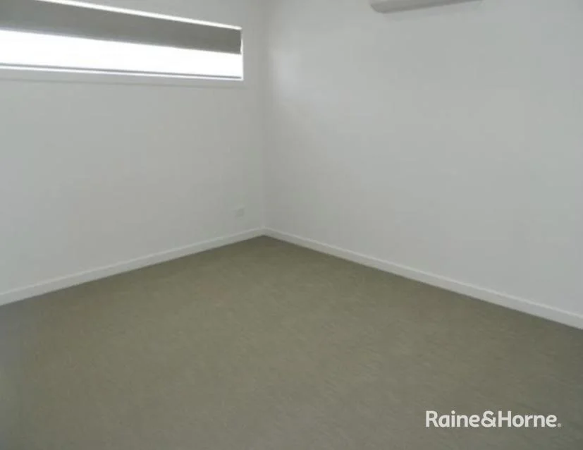 Additional image 6 of 4/30 Laurie Street, Newport VIC 3015