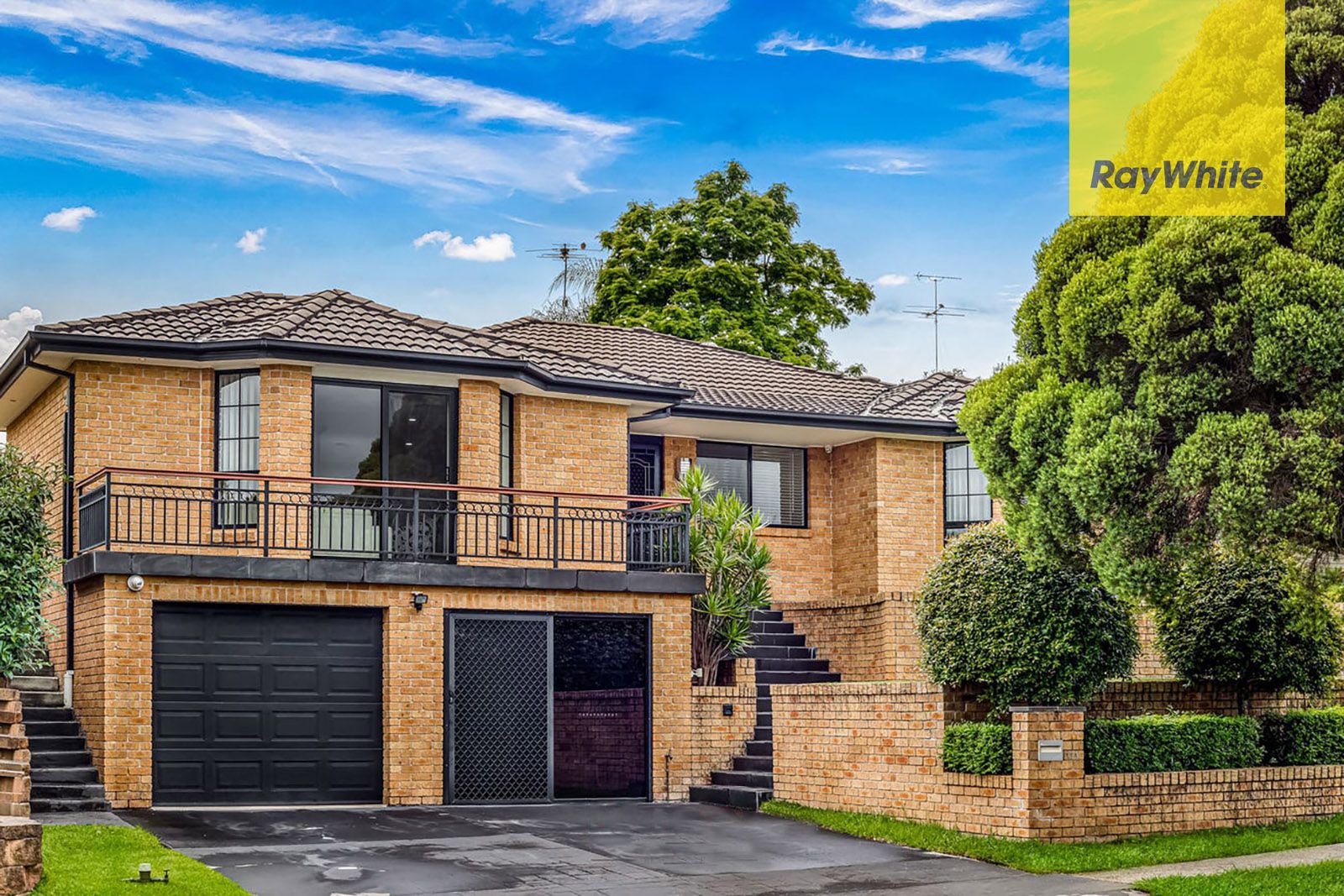 4 bedrooms House in 111 Barnier Drive QUAKERS HILL NSW, 2763