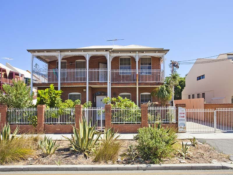 4 Suffolk Street, Fremantle WA 6160, Image 2