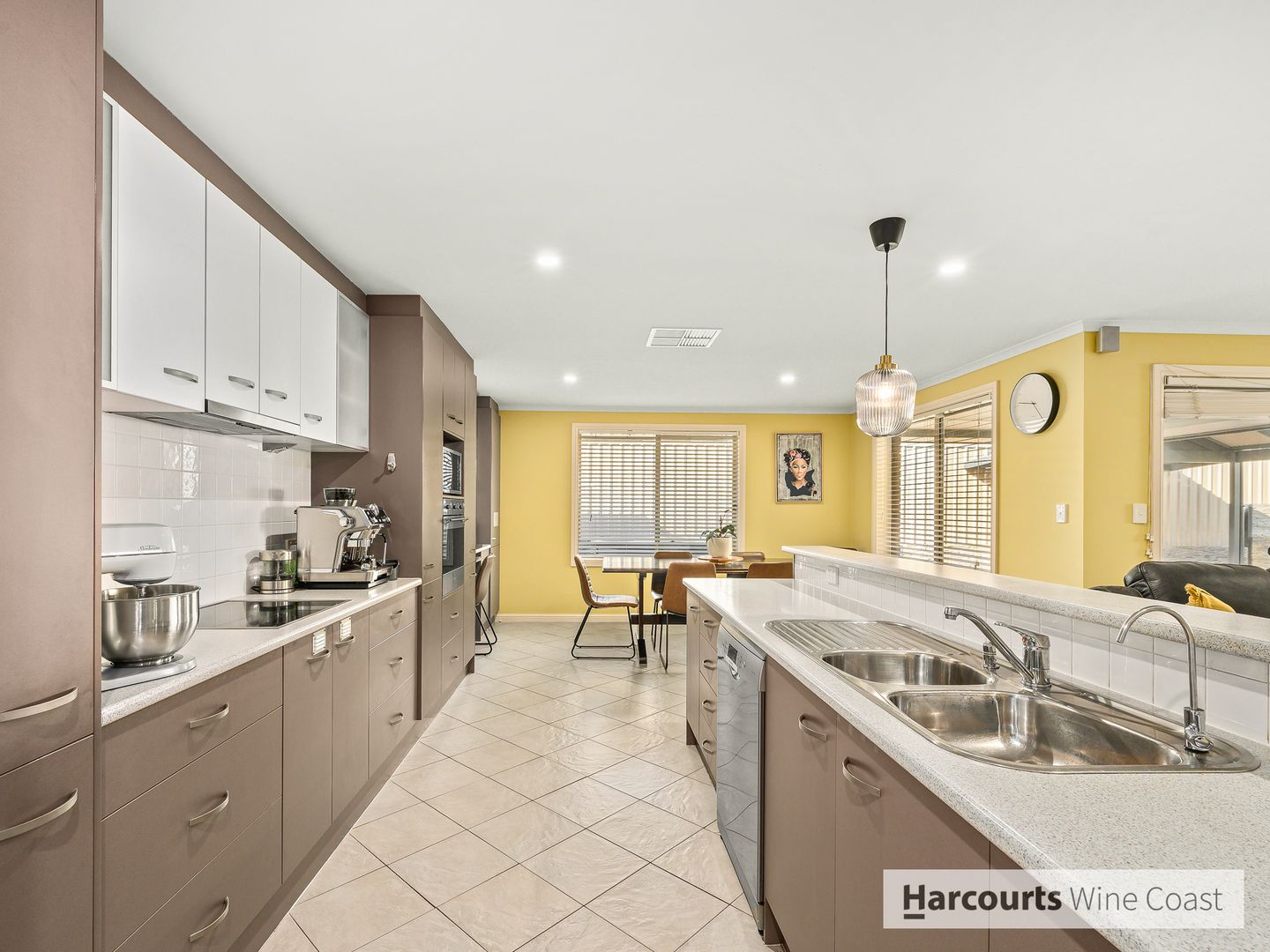 24 Edithburgh Avenue, Seaford Rise SA 5169, Image 1