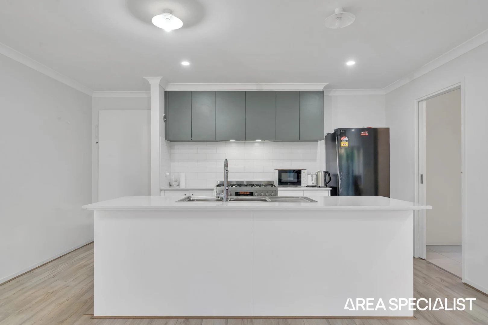 Additional image 2 of 2/4 Dorset Grove, Truganina VIC 3029