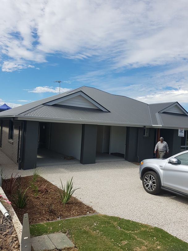 1 bedrooms House in 2/1 Gooloowan Circuit BRASSALL QLD, 4305