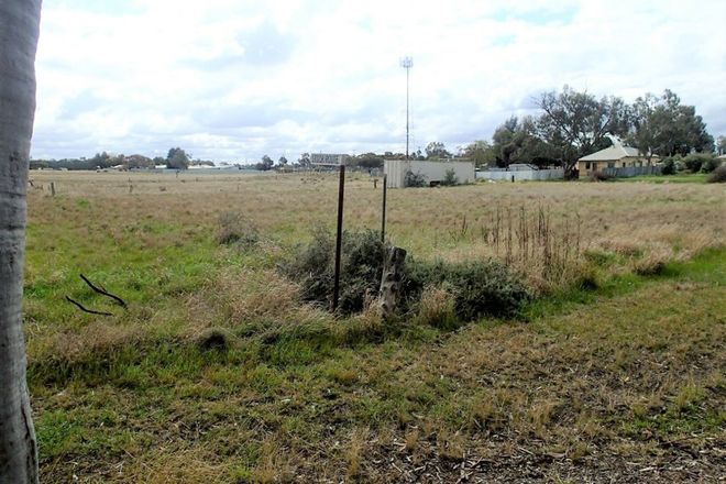 Picture of 22-24 Brougong Street, URANA NSW 2645