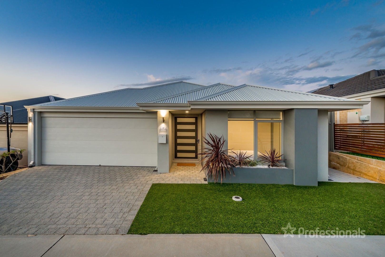 27 Alizarin Loop, Eglinton WA 6034, Image 0