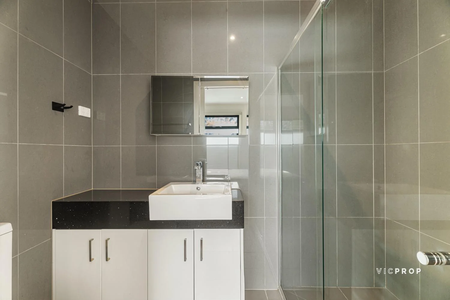 Additional image 7 of 2/69 Tram Road, Doncaster VIC 3108