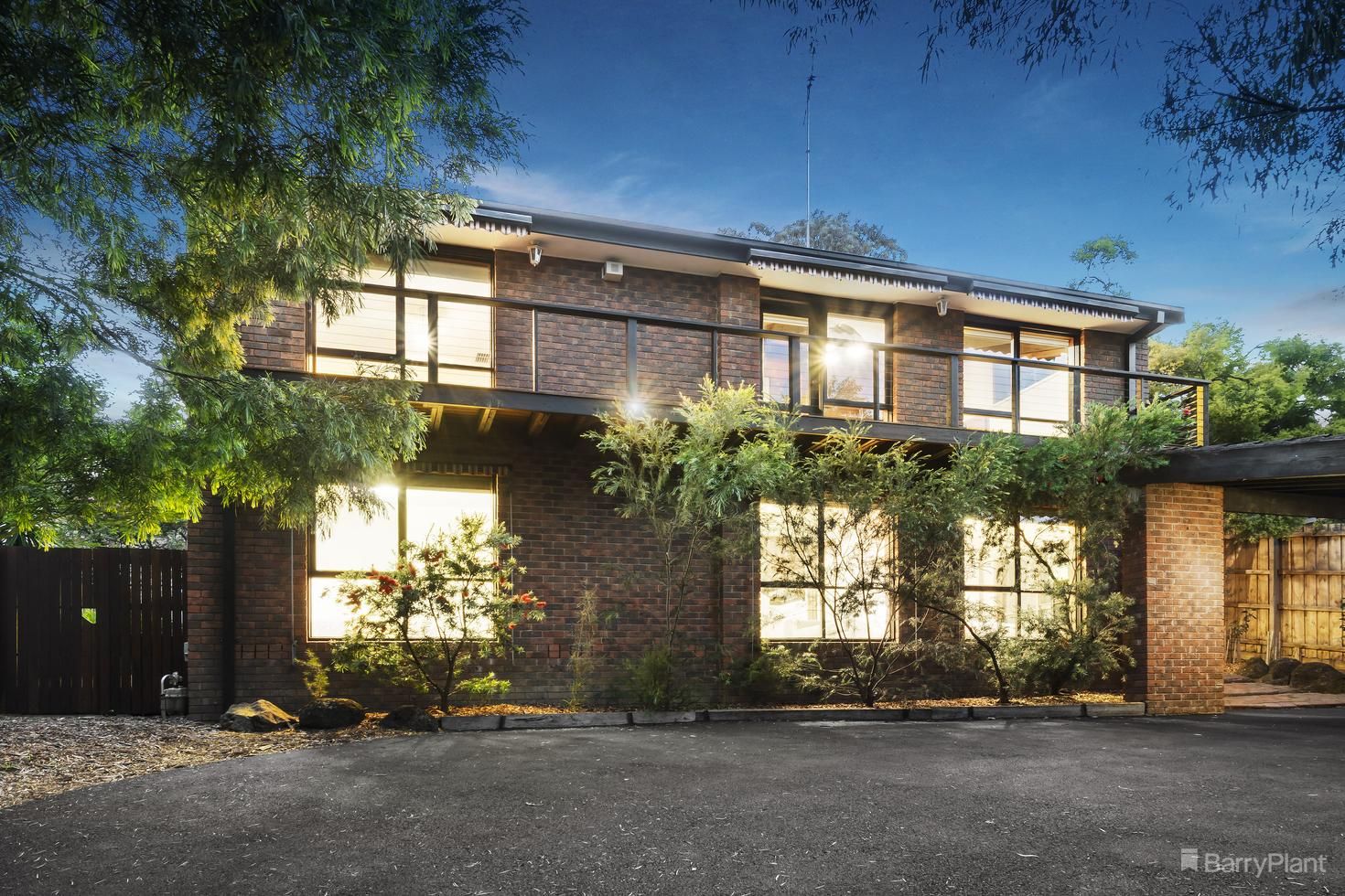 3 bedrooms House in 14 Coolabah Drive ELTHAM VIC, 3095
