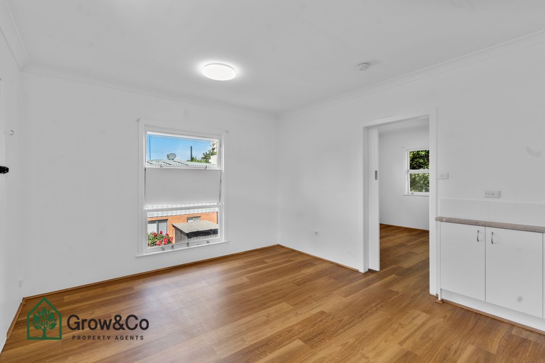 8/29 Leonard Avenue, Surfers Paradise QLD 4217, Image 2