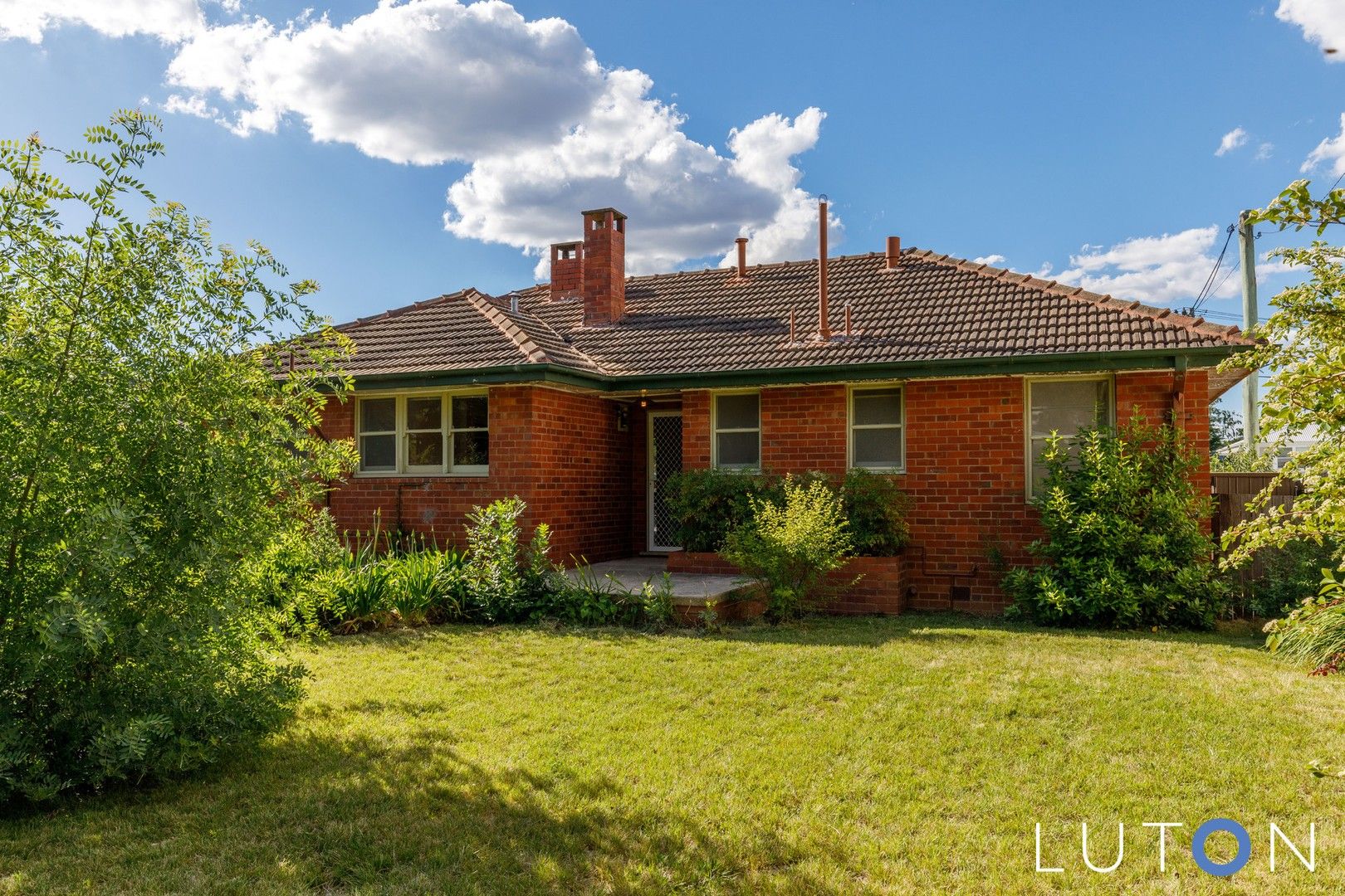 4 Barron Street, Deakin ACT 2600, Image 0