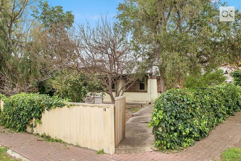 18 Tobruk Avenue, Kensington Park SA 5068, Image 2