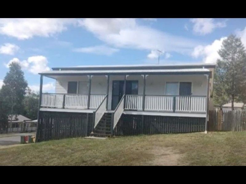 15 Chalmers Place, North Ipswich QLD 4305, Image 1