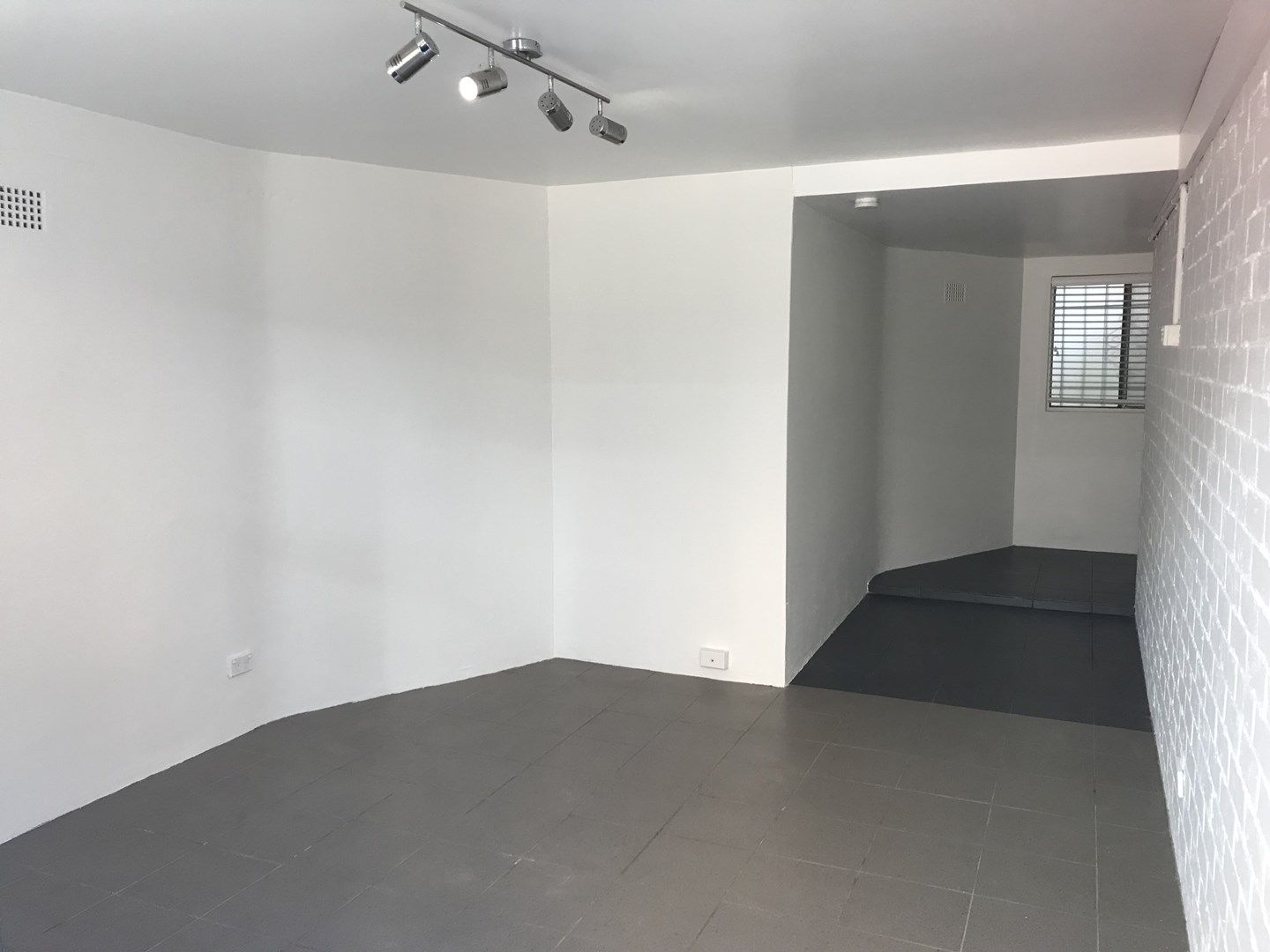 1 bedrooms Studio in 10/757 Old South Head Road VAUCLUSE NSW, 2030